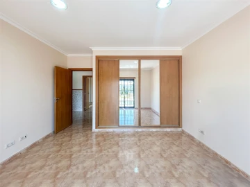 Moradia T4 para Venda em Castelo Branco