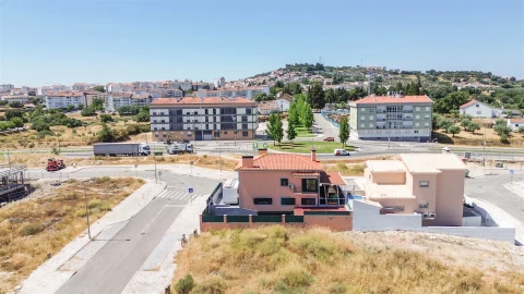 Moradia T4 para Venda em Castelo Branco