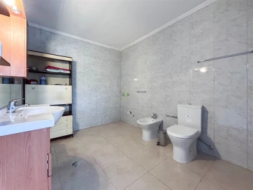 Moradia T4 para Venda em Castelo Branco