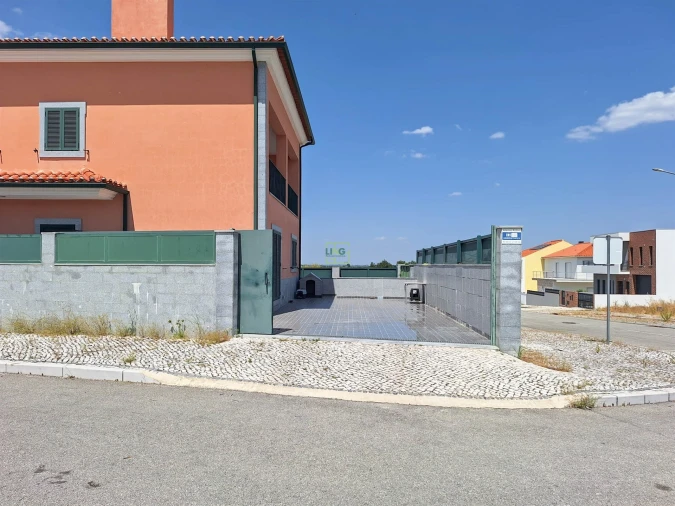 Moradia T4 para Venda em Castelo Branco Foto 74