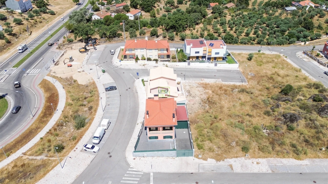Moradia T4 para Venda em Castelo Branco Foto 89