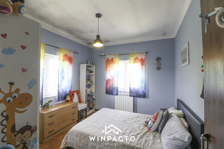 Moradia T4 para Venda em Senhorim Foto 10