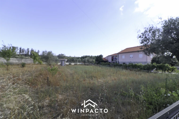 Moradia T4 para Venda em Senhorim Foto 42