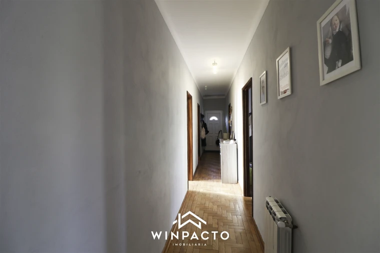 Moradia T4 para Venda em Senhorim Foto 25