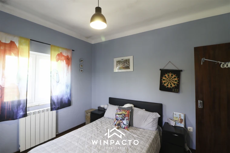 Moradia T4 para Venda em Senhorim Foto 11