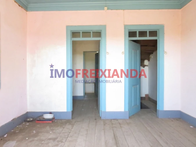 Moradia T2 para Venda em Alvaiázere Foto 10