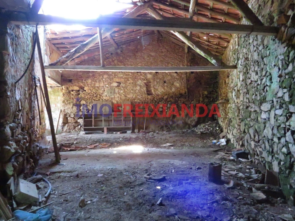 Moradia T2 para Venda em Alvaiázere Foto 8