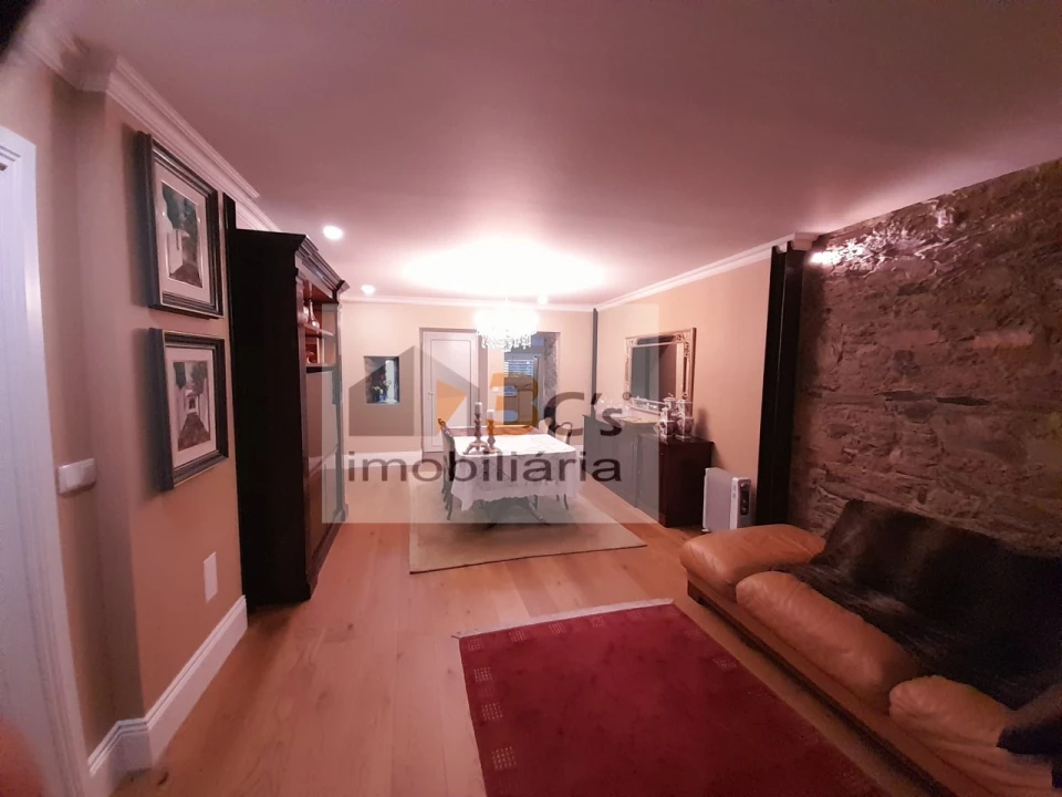 Apartamento T6 para Venda em Melres e Medas Foto 13