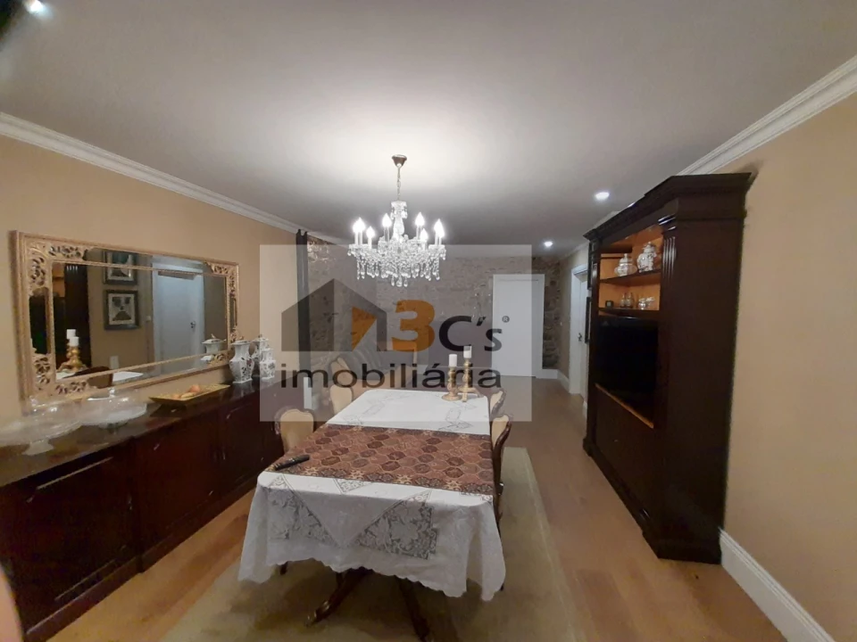 Apartamento T6 para Venda em Melres e Medas Foto 14