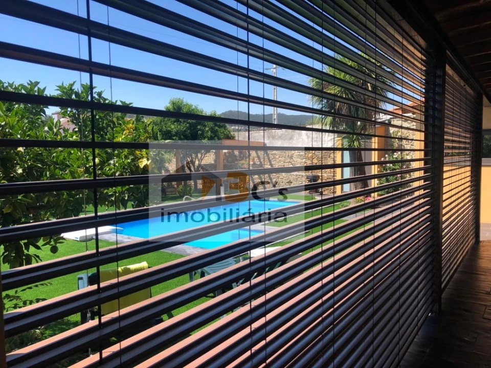 Apartamento T6 para Venda em Melres e Medas Foto 41