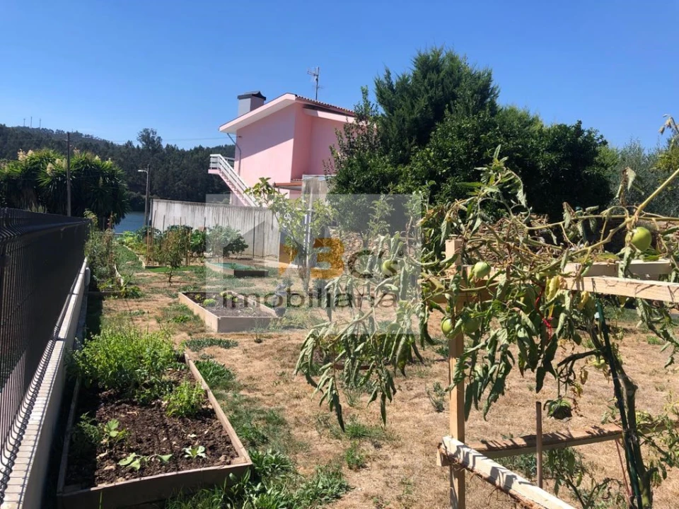 Apartamento T6 para Venda em Melres e Medas Foto 56