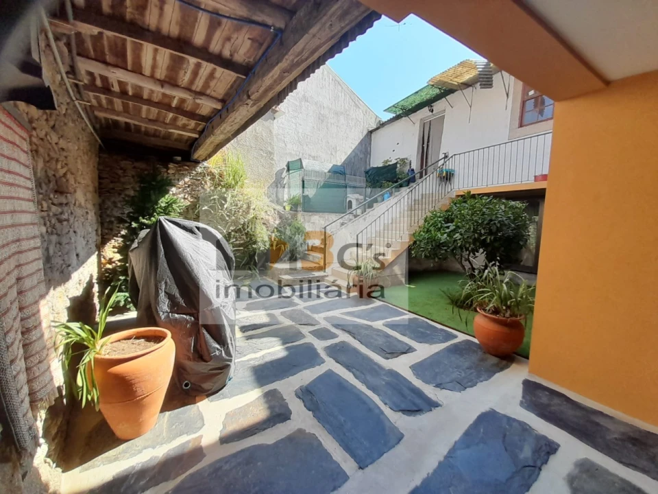 Apartamento T6 para Venda em Melres e Medas Foto 7