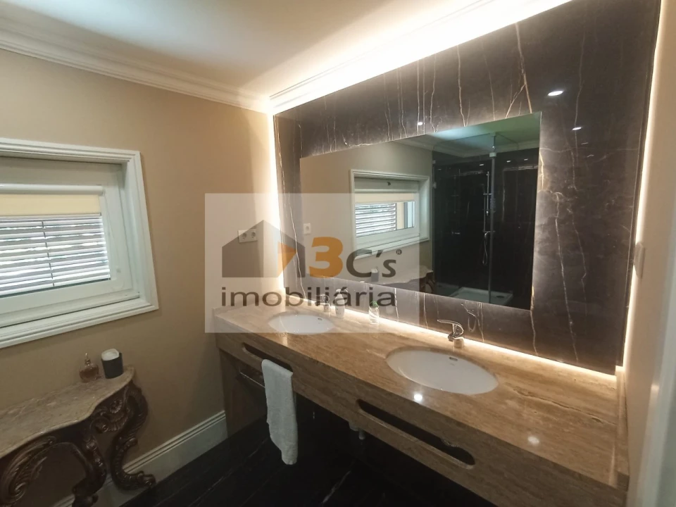 Apartamento T6 para Venda em Melres e Medas Foto 33