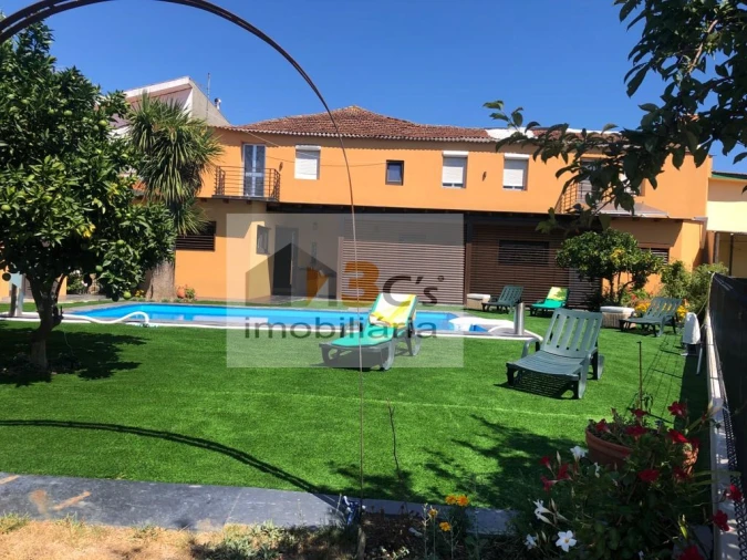 Apartamento T6 para Venda em Melres e Medas Foto 1