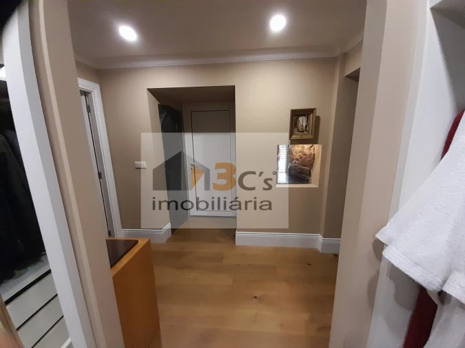Apartamento T6 para Venda em Melres e Medas Foto 32