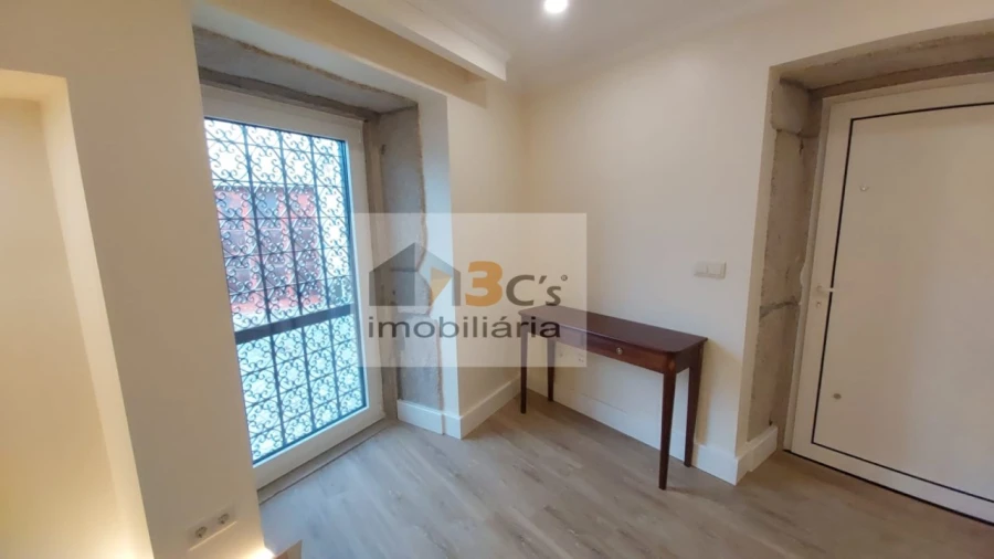 Apartamento T6 para Venda em Melres e Medas Foto 38