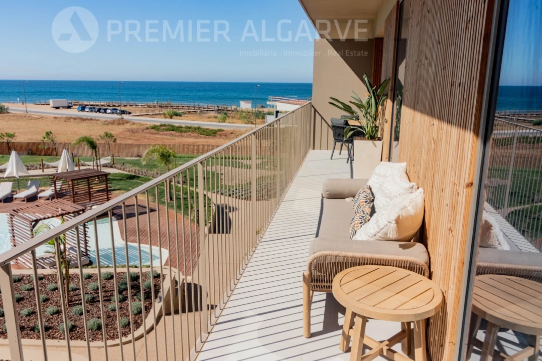 Apartamento T2 para Venda em Quarteira Foto 4