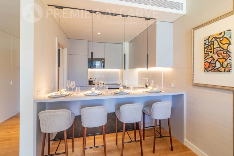Apartamento T2 para Venda em Quarteira Foto 10