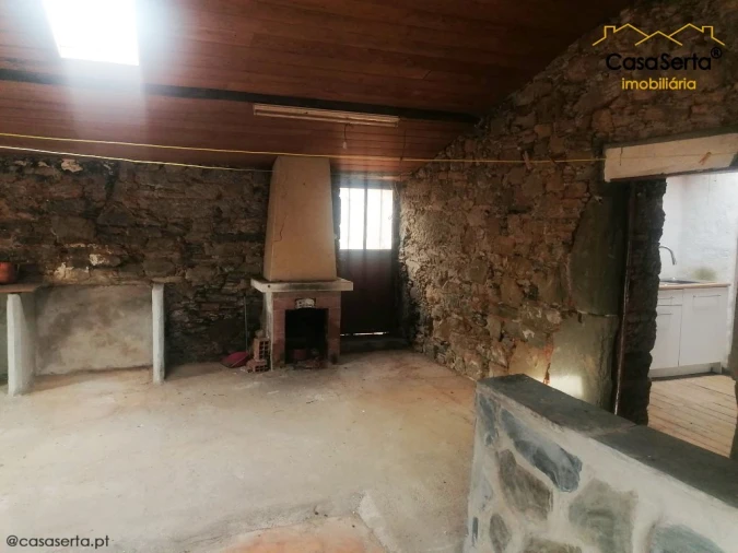 Moradia T4 para Venda em Sertã Foto 10