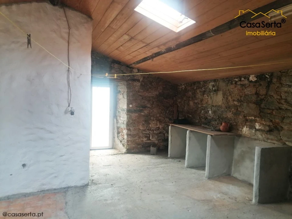 Moradia T4 para Venda em Sertã Foto 8