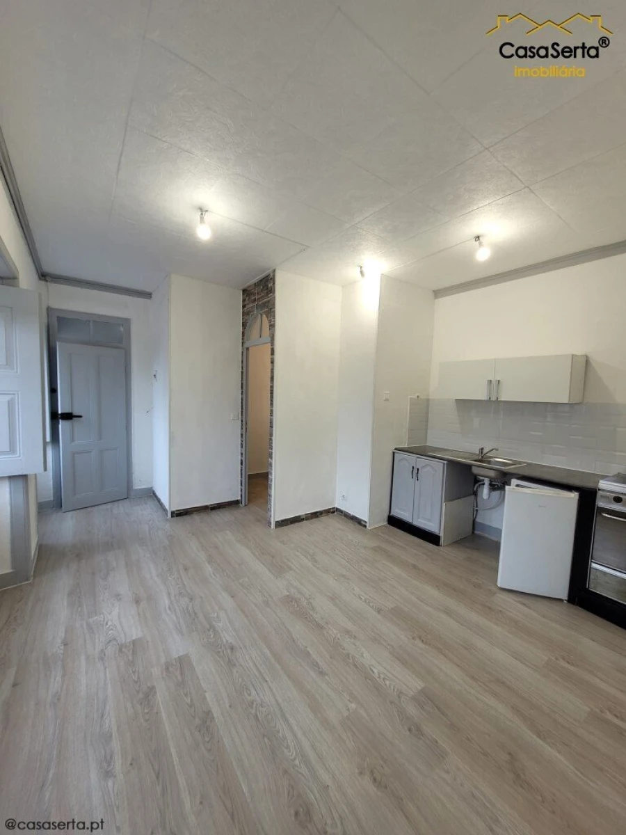 Moradia T4 para Venda em Alhadas Foto 9