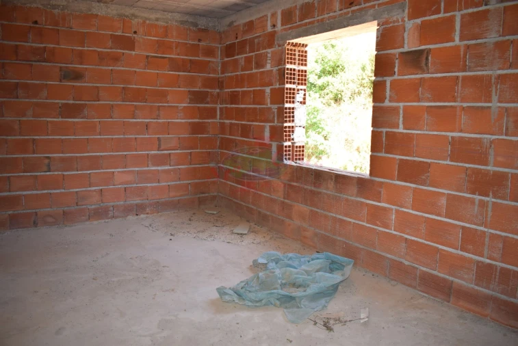 Moradia T3 para Venda em Lavegadas Foto 1