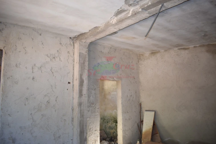 Moradia T3 para Venda em Lavegadas Foto 4