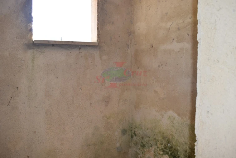 Moradia T3 para Venda em Lavegadas Foto 6