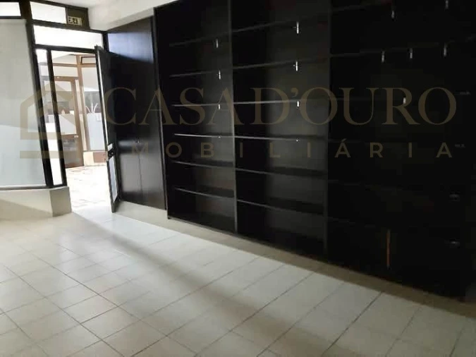 Loja para Venda em Penafiel Foto 5