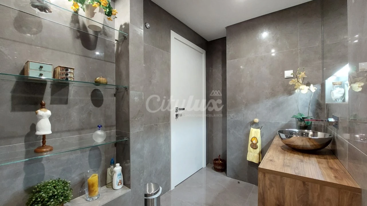 Apartamento T2 para Venda em Carnaxide e Queijas Foto 27