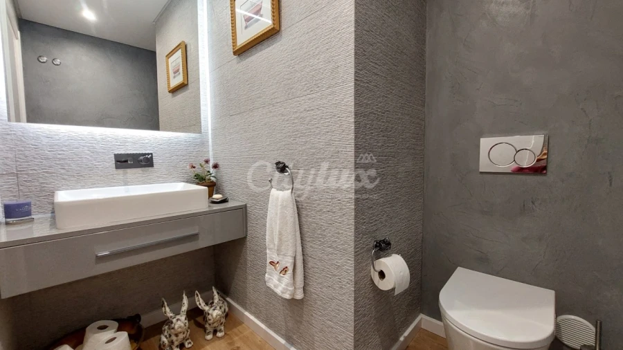 Apartamento T2 para Venda em Carnaxide e Queijas Foto 13