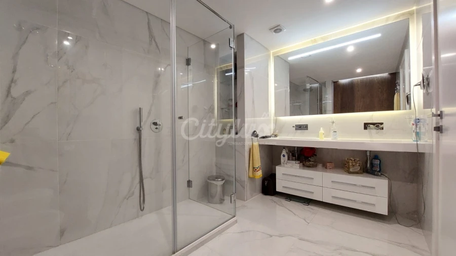 Apartamento T2 para Venda em Carnaxide e Queijas Foto 20