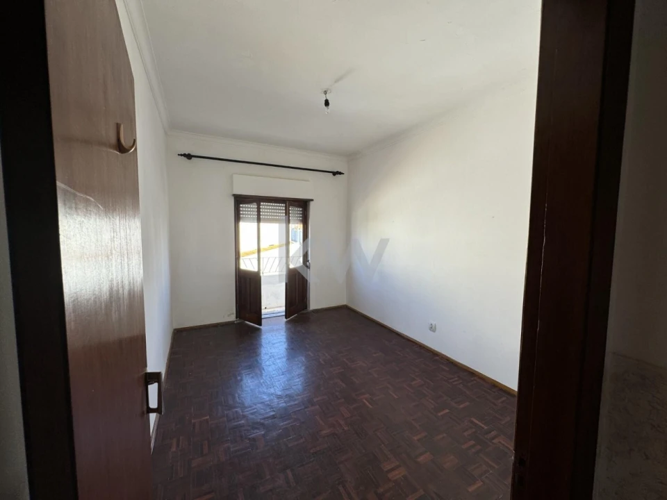 Moradia T3 para Venda em Odivelas Foto 16