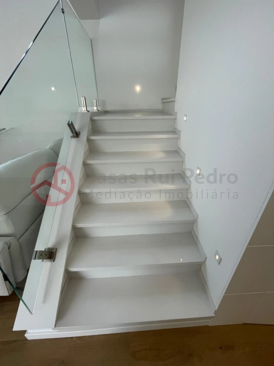 Moradia T3 para Venda em Costa da Caparica Foto 23
