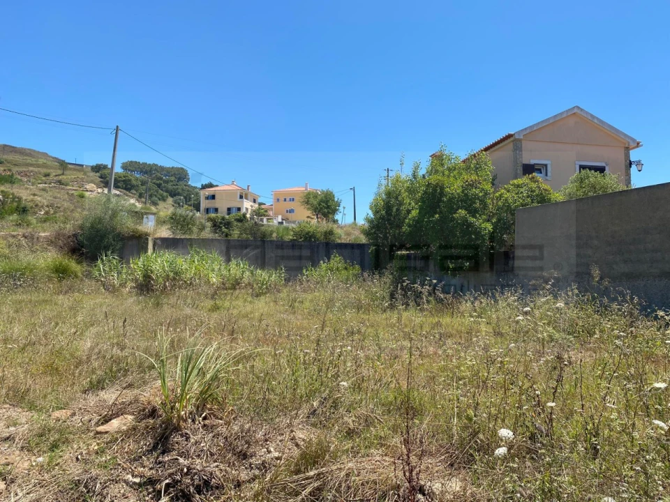 Terreno para Venda em Venda do Pinheiro e Santo Estêvão das Galés Foto 6