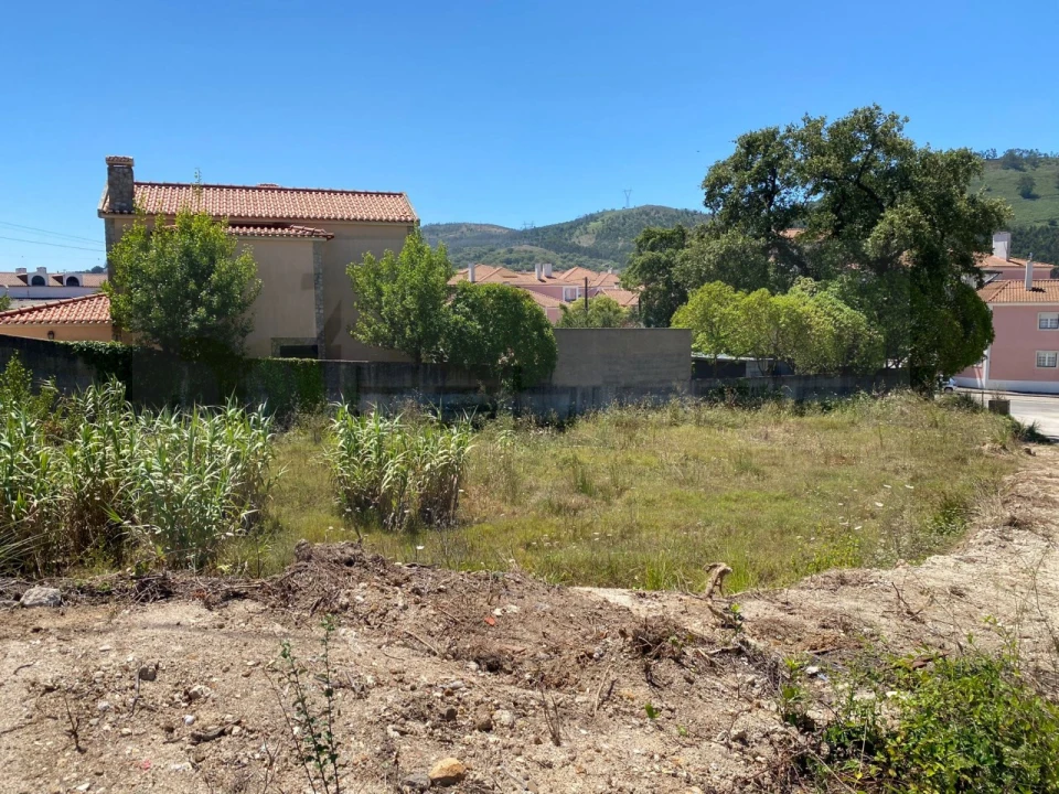 Terreno para Venda em Venda do Pinheiro e Santo Estêvão das Galés Foto 7