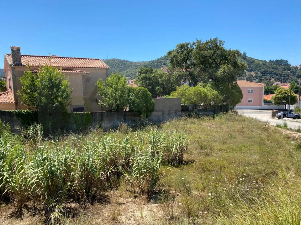 Terreno para Venda em Venda do Pinheiro e Santo Estêvão das Galés Foto 8