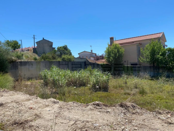 Terreno para Venda em Venda do Pinheiro e Santo Estêvão das Galés Foto 10