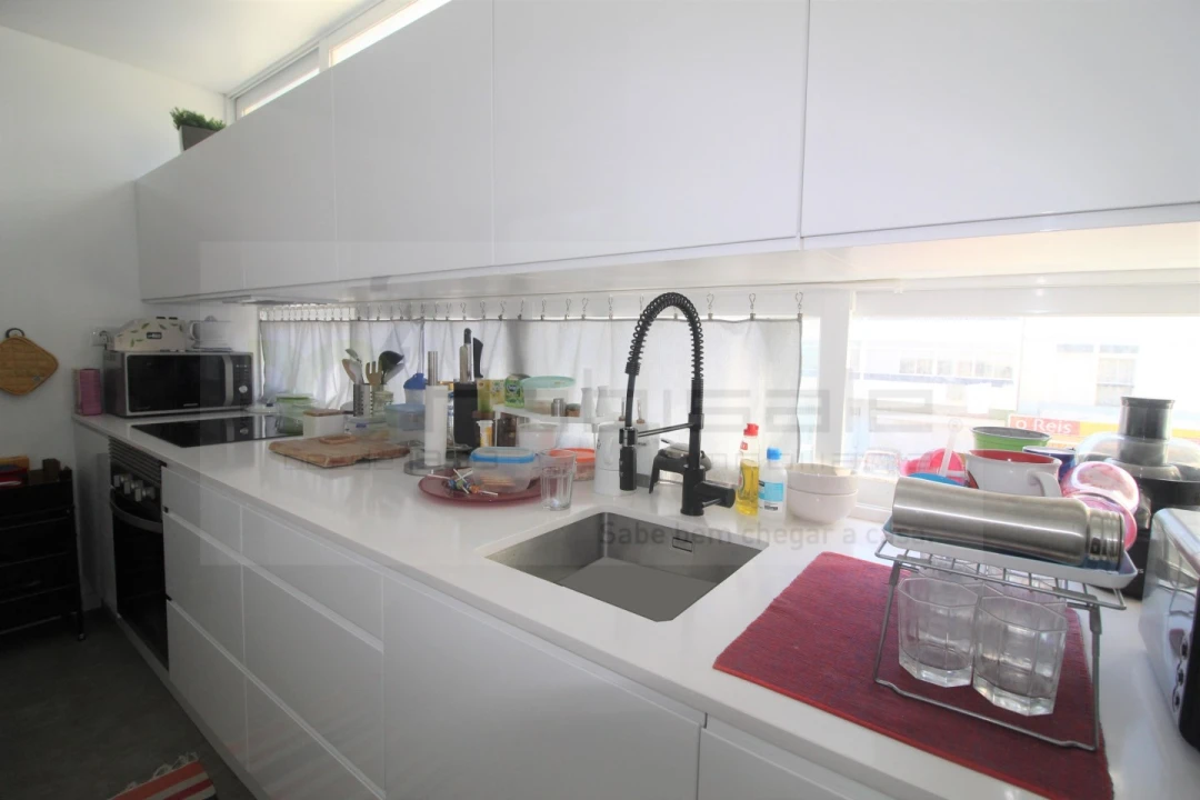 Apartamento T3 para Venda em Carcavelos e Parede Foto 5