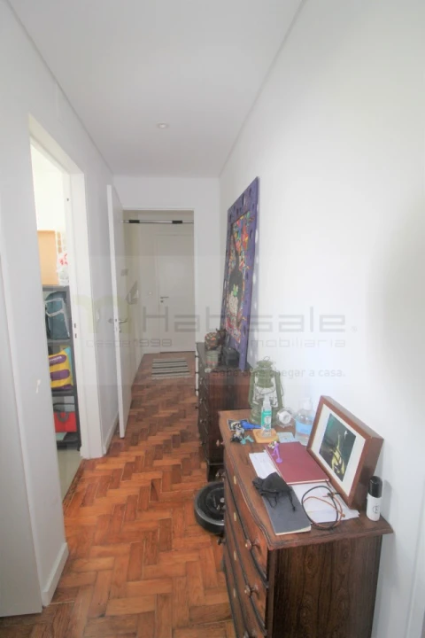 Apartamento T3 para Venda em Carcavelos e Parede