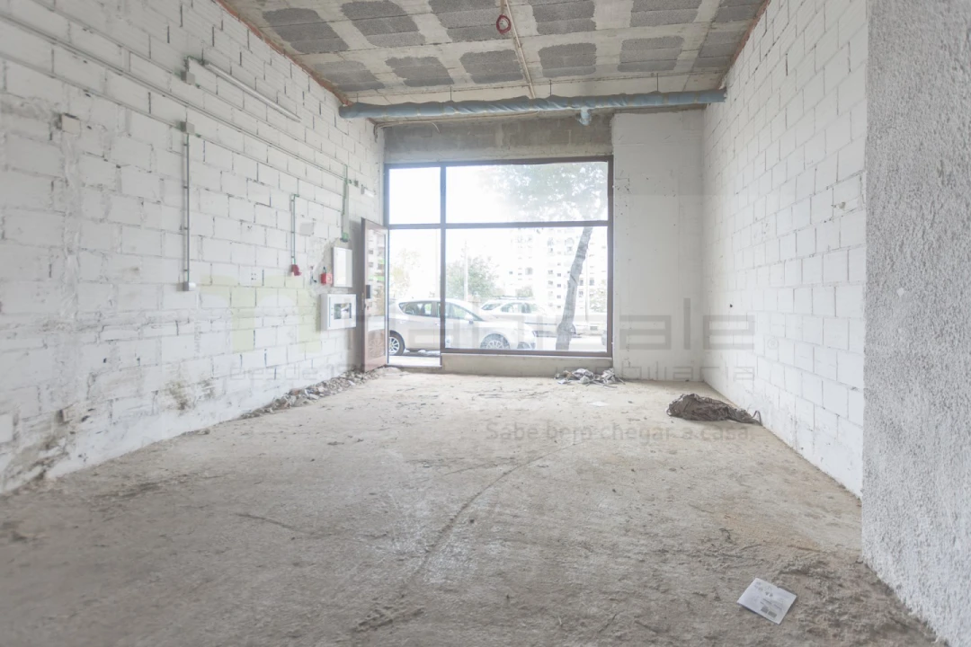 Loja para Arrendamento em Odivelas Foto 15