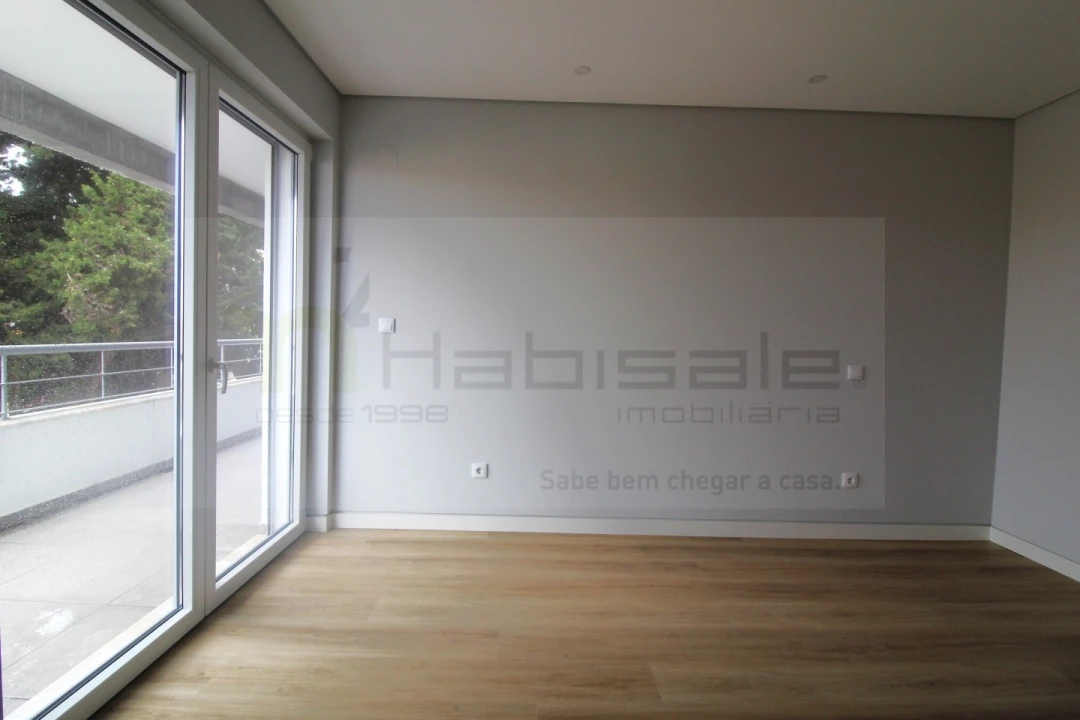 Apartamento T3 para Venda em Carcavelos e Parede Foto 11
