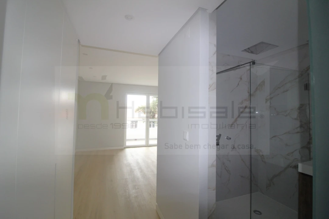 Apartamento T3 para Venda em Carcavelos e Parede Foto 12