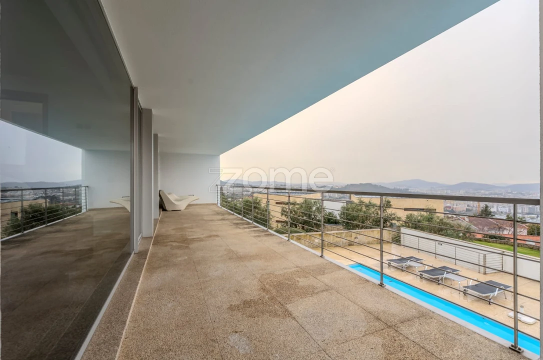 Moradia T8 para Venda em Nogueiró e Tenões Foto 24
