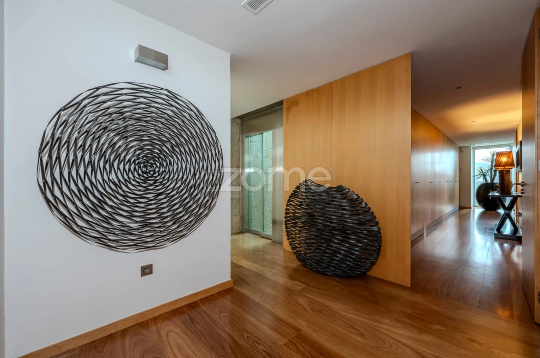 Moradia T8 para Venda em Nogueiró e Tenões Foto 21