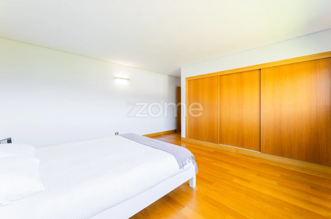 Moradia T4 para Venda em Aguiã Foto 26