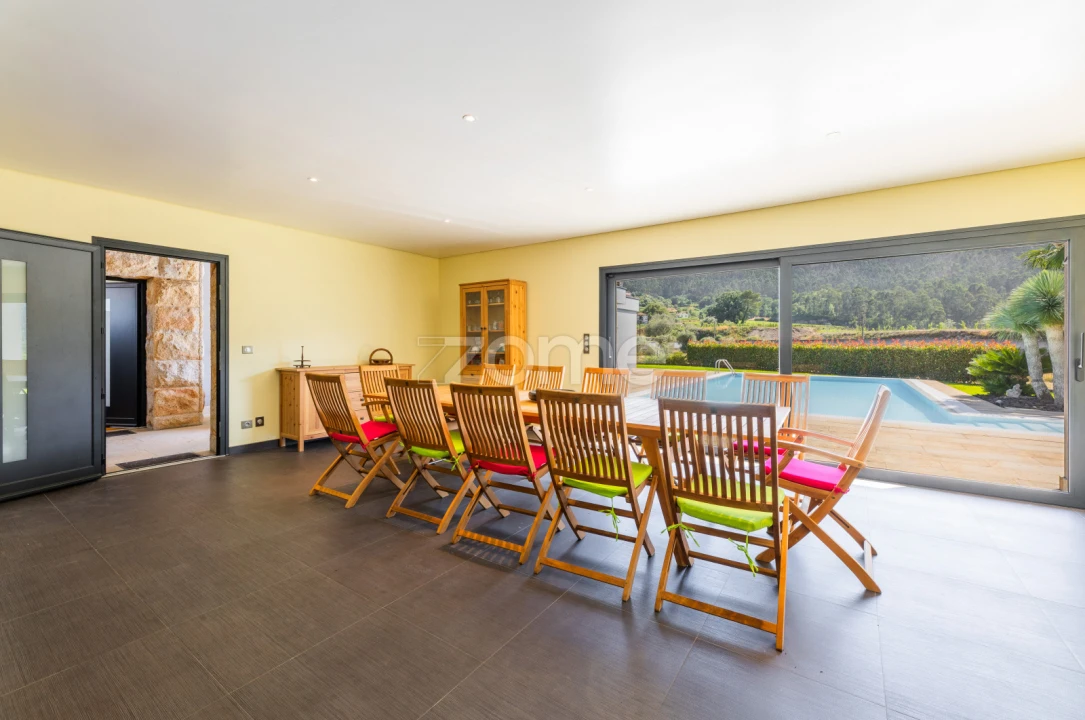 Moradia T4 para Venda em Aguiã Foto 35