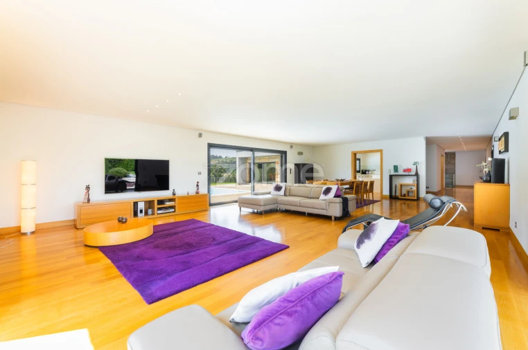 Moradia T4 para Venda em Aguiã Foto 9