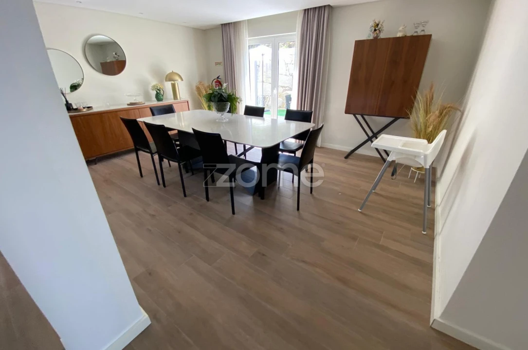 Moradia T4 para Venda em Venda Nova e Pondras Foto 54