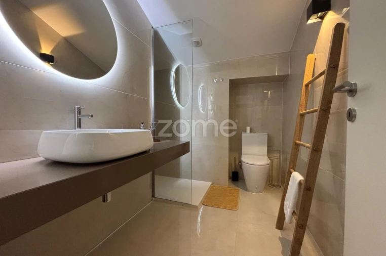 Moradia T4 para Venda em Venda Nova e Pondras Foto 38